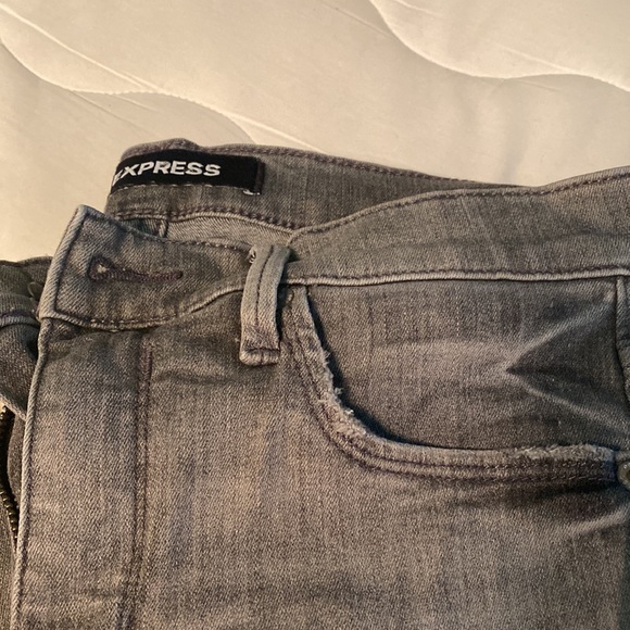 Express Jeans - Picture 3 of 6
